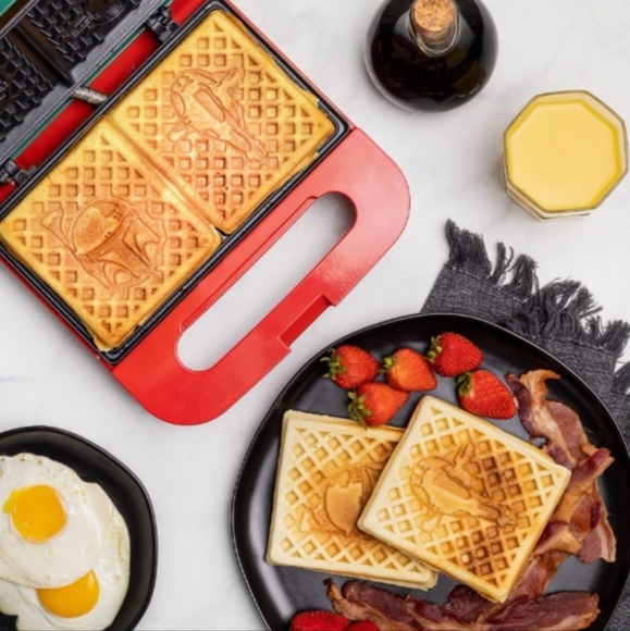 NEW Star Wars Boba Fett Waffle Maker - Picture 5 of 5